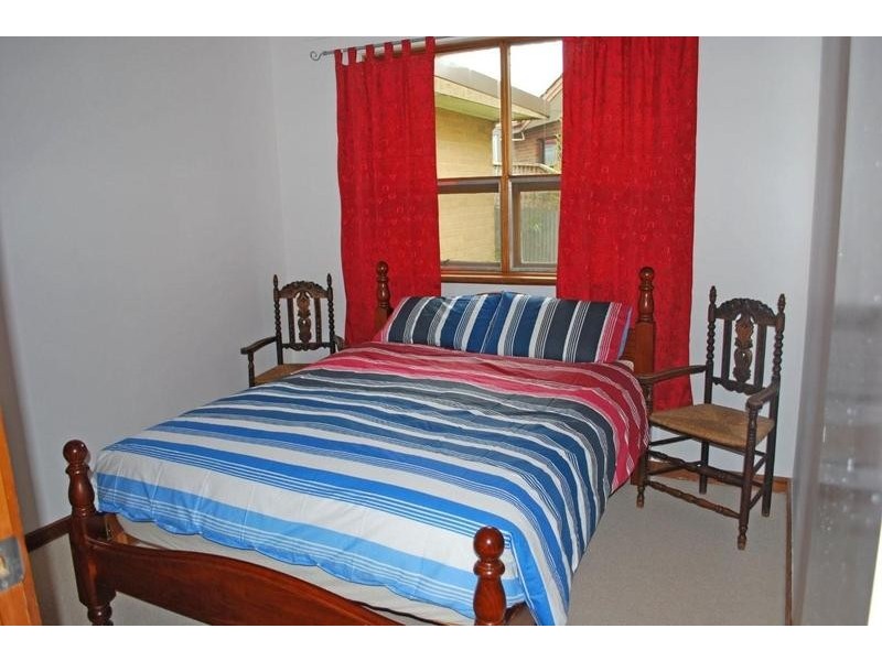 42 Burns Court, Morphett Vale SA 5162