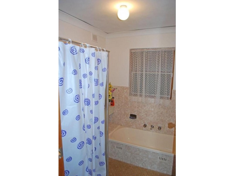 42 Burns Court, Morphett Vale SA 5162