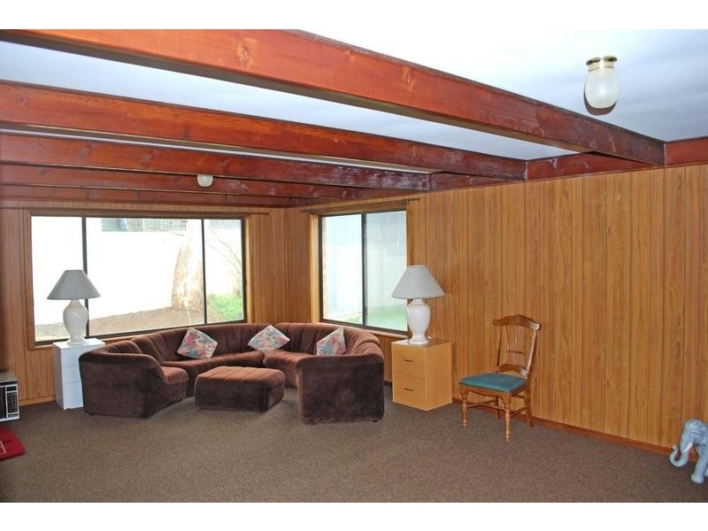 42 Burns Court, Morphett Vale SA 5162