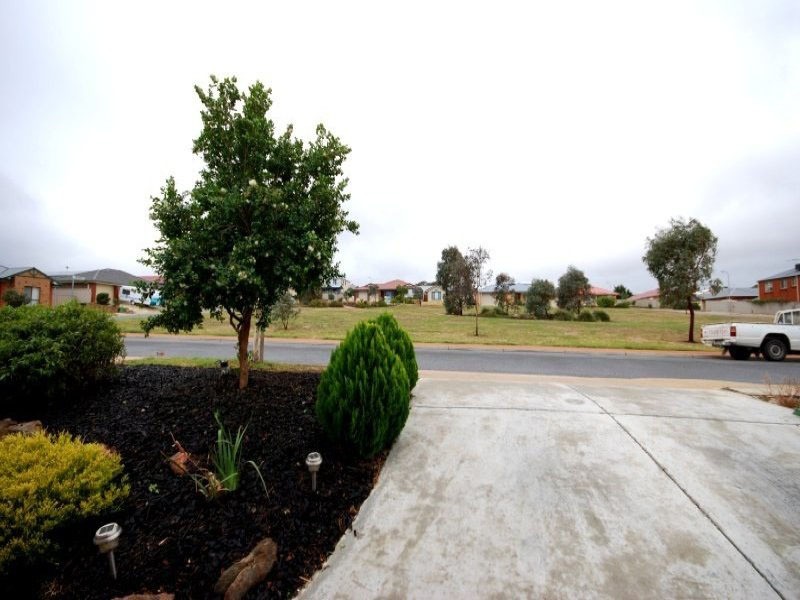 7 Harbour Drive, Seaford Rise SA 5169