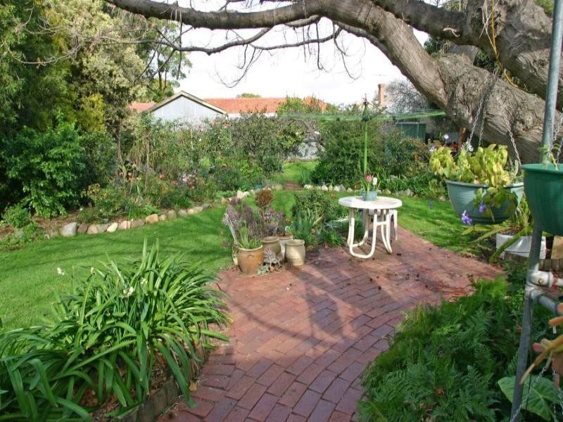 5 Lavinia Street, Hove SA 5048