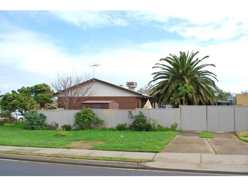 1 Tattoo Street, O’sullivan Beach SA 5166