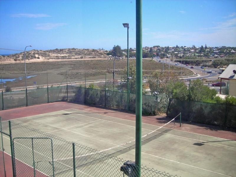 8 Commercial Road, Port Noarlunga SA 5167