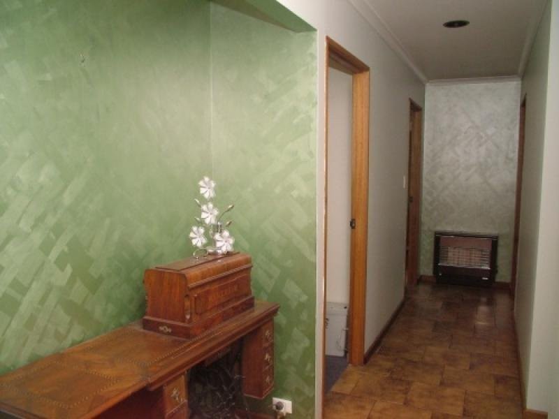 1 Clarke Street, Huntfield Heights SA 5163