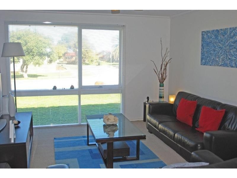 5 Protector Street, O’sullivan Beach SA 5166