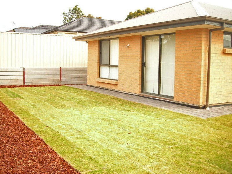 8 Kakadu Drive, Morphett Vale SA 5162