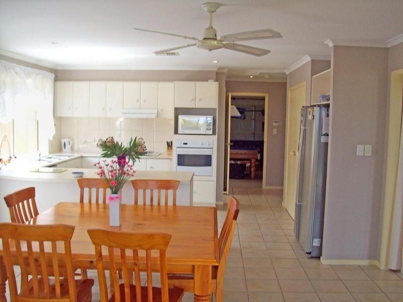 54 Second Avenue, Moana SA 5169