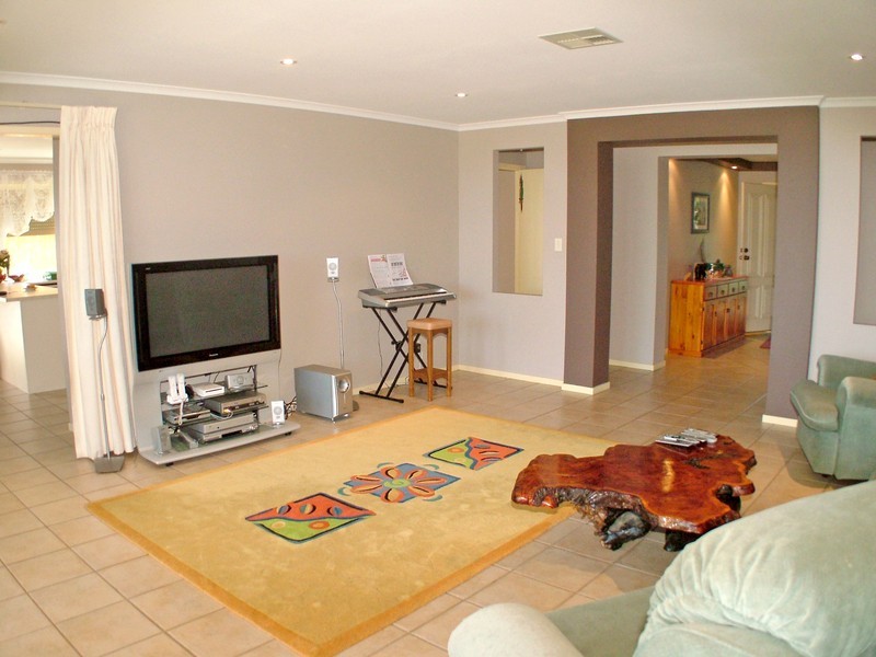 54 Second Avenue, Moana SA 5169