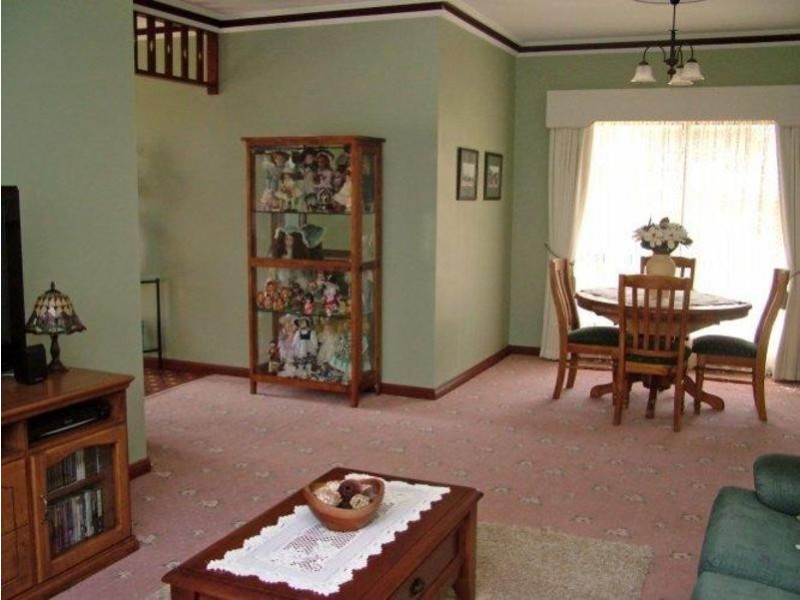 5 Middlebrook Court, Woodcroft SA 5162