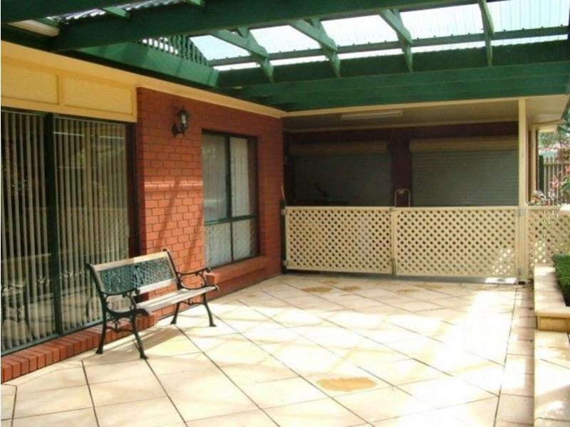 5 Middlebrook Court, Woodcroft SA 5162