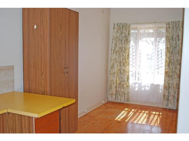 16 Parham Crescent, Port Noarlunga SA 5167