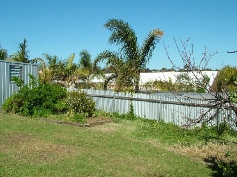 22 Woocalla Street, O’sullivan Beach SA 5166