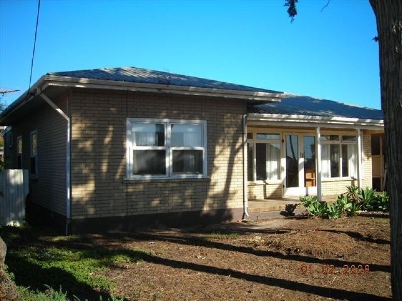 20 Fletcher Drive, Christies Beach SA 5165