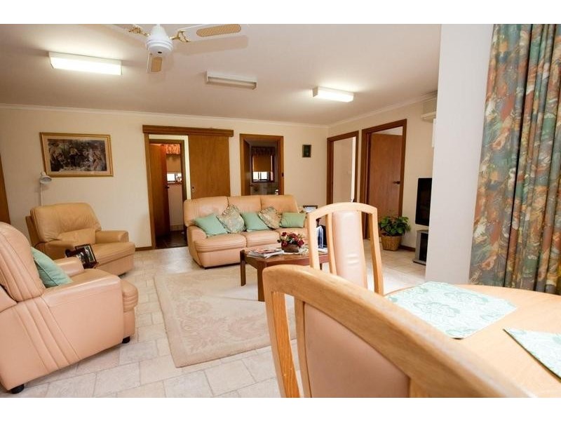 21 Robertson Road, Seaford SA 5169