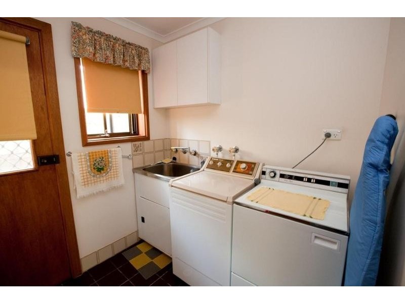 21 Robertson Road, Seaford SA 5169