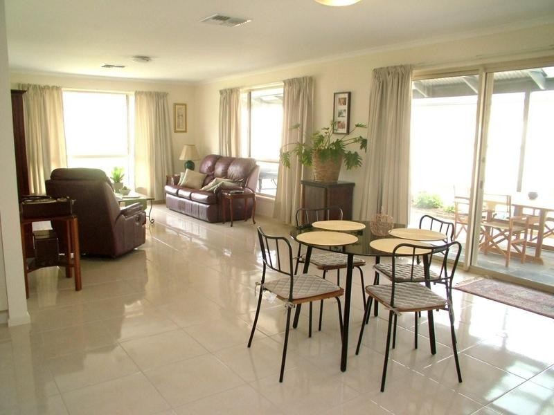 18 Paula Court, Mclaren Flat SA 5171