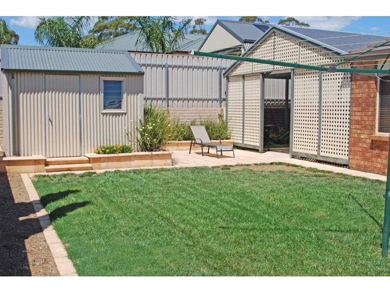 7 Perin Avenue, Woodcroft SA 5162