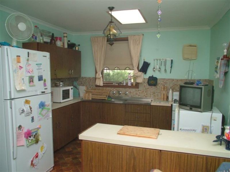 8 Lambert Street, Morphett Vale SA 5162