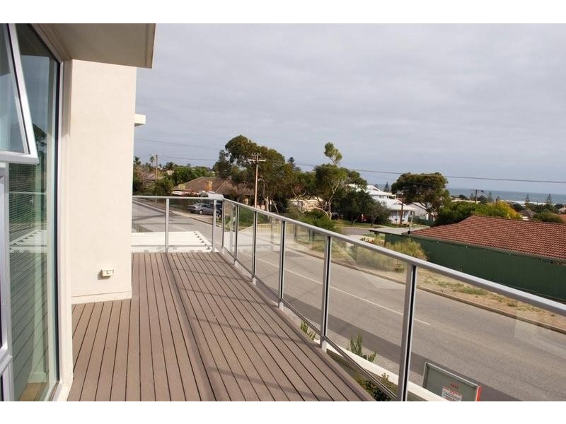 64 Roy Terrace, Christies Beach SA 5165