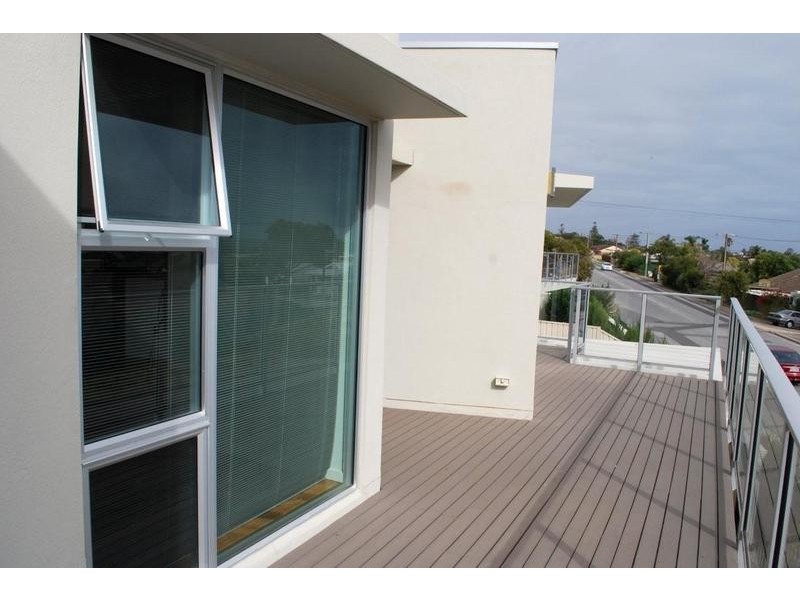 64 Roy Terrace, Christies Beach SA 5165