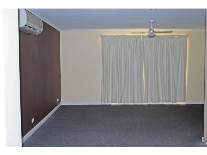 13 Essexvale Avenue, Huntfield Heights SA 5163