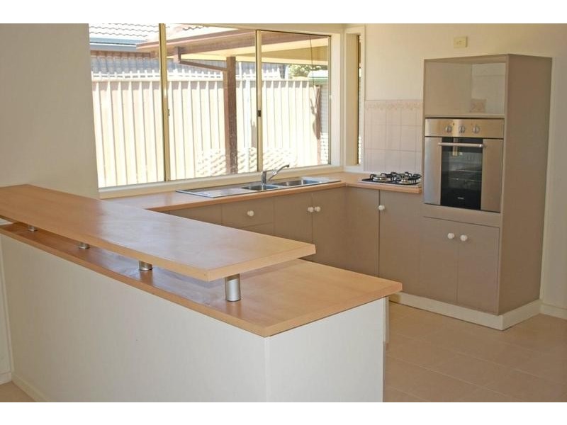 8 Navigator Crescent, Seaford Rise SA 5169
