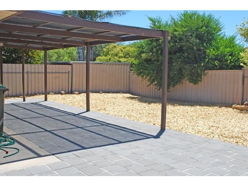 8 Navigator Crescent, Seaford Rise SA 5169