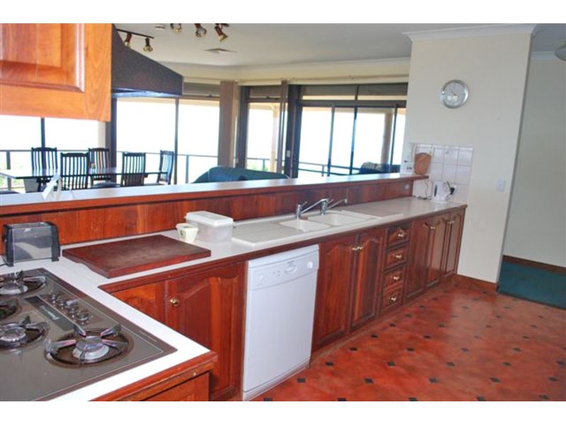 34 Maidencombe Drive, Moana SA 5169