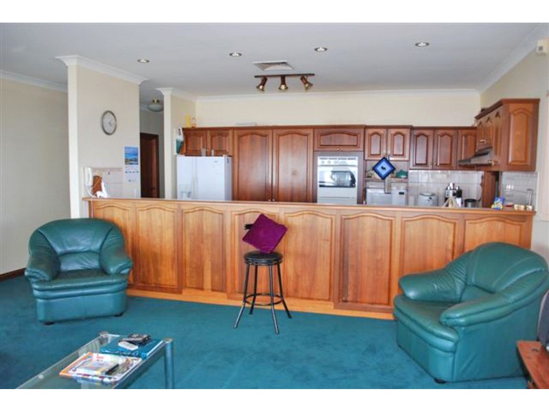 34 Maidencombe Drive, Moana SA 5169