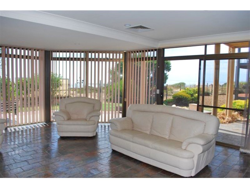 34 Maidencombe Drive, Moana SA 5169