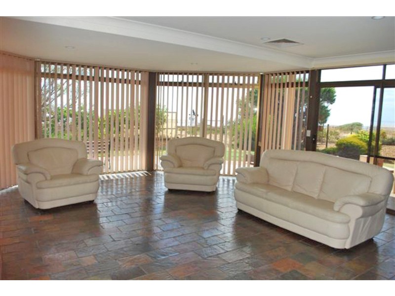 34 Maidencombe Drive, Moana SA 5169