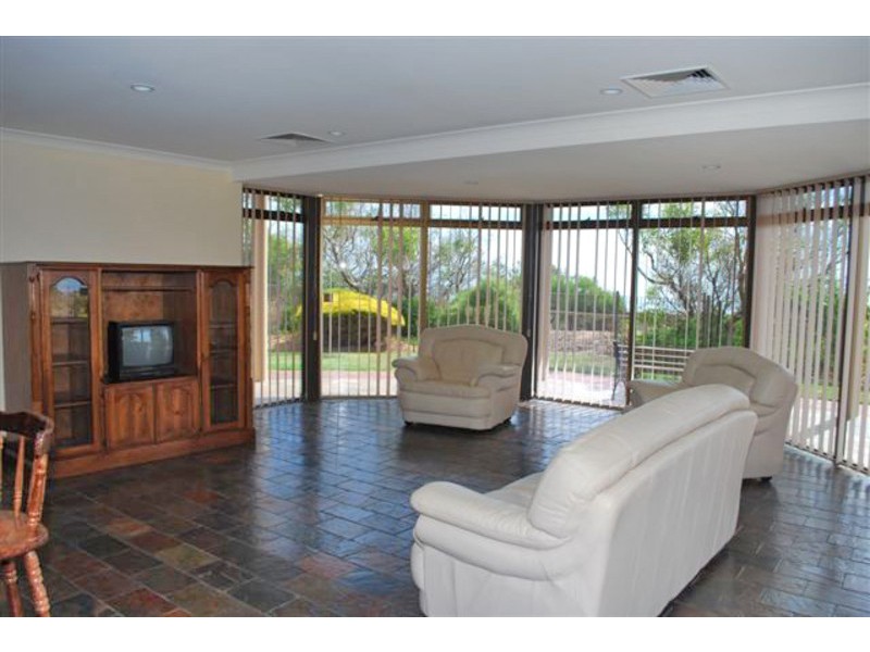 34 Maidencombe Drive, Moana SA 5169