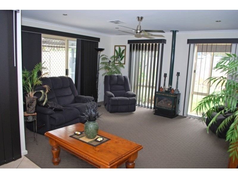 5 Gull Court, Seaford Rise SA 5169