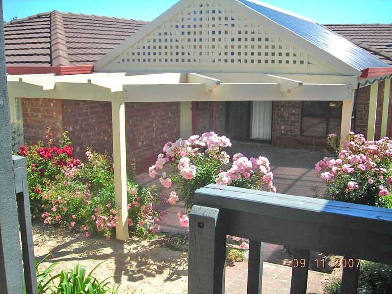 16 Horndale Drive, Happy Valley SA 5159