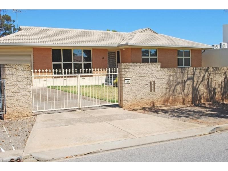 10 Hinton Street, Port Noarlunga SA 5167