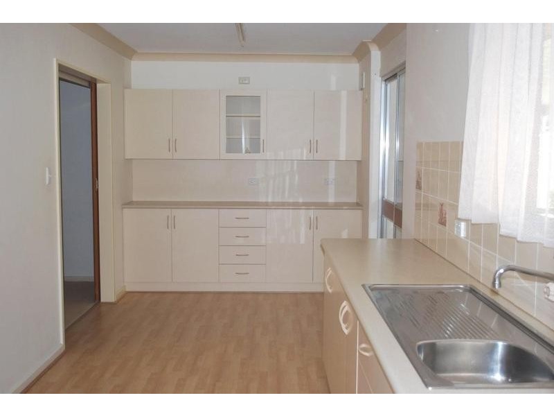 10 Hinton Street, Port Noarlunga SA 5167