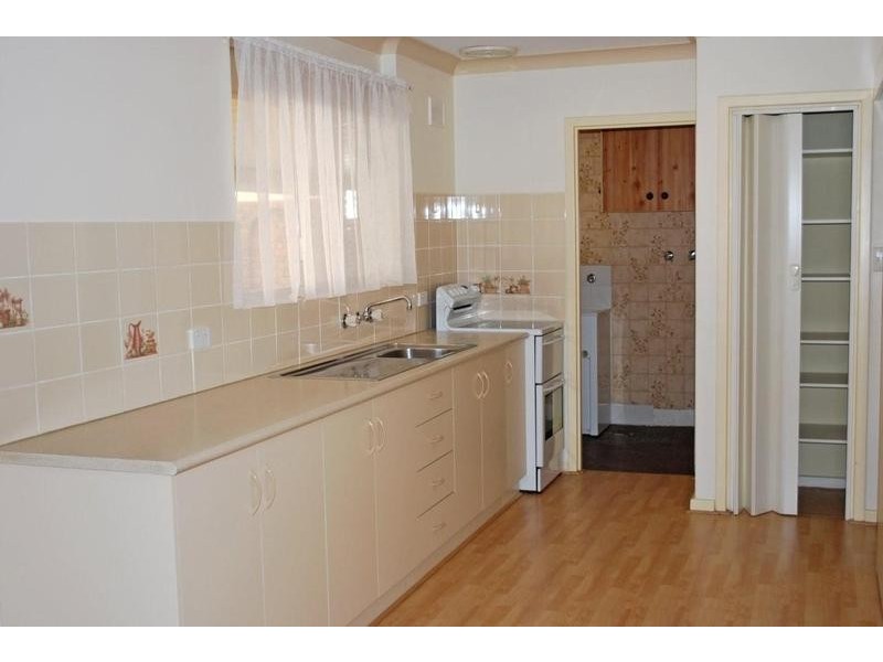 10 Hinton Street, Port Noarlunga SA 5167