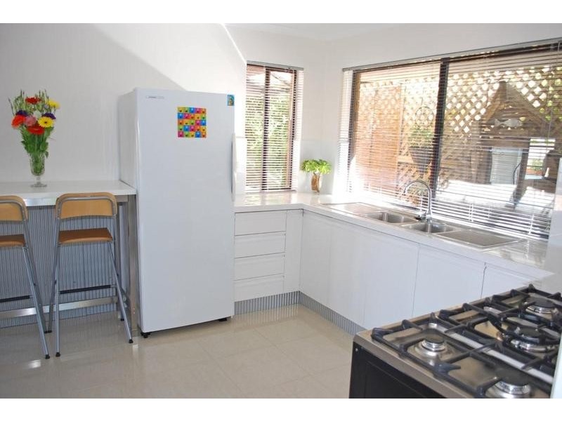 18 Goodrington Way, Moana SA 5169