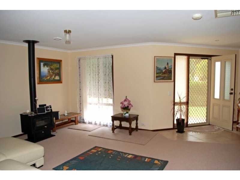 16 The Parkway, Aberfoyle Park SA 5159