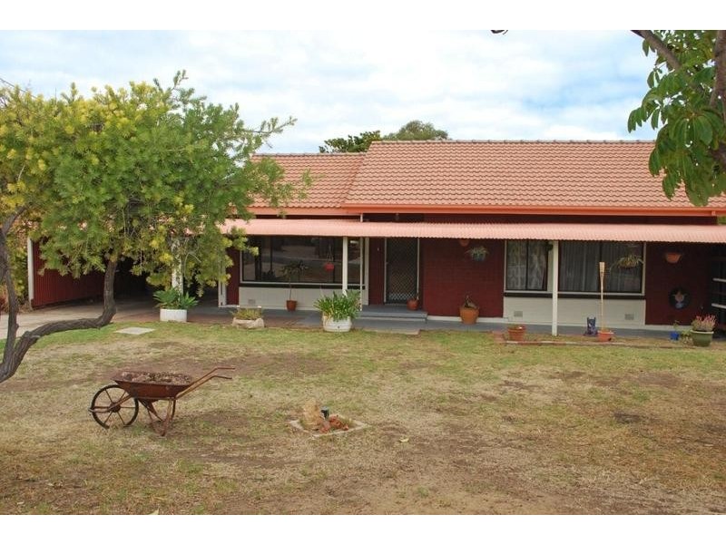 42 Selway Terrace, O’sullivan Beach SA 5166
