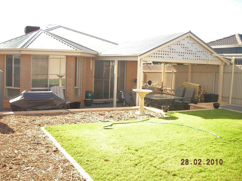 9 Dodd Avenue, Port Noarlunga SA 5167