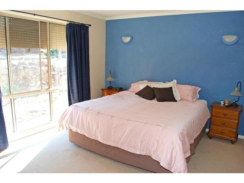4 Kings Hill Circuit, Onkaparinga Hills SA 5163