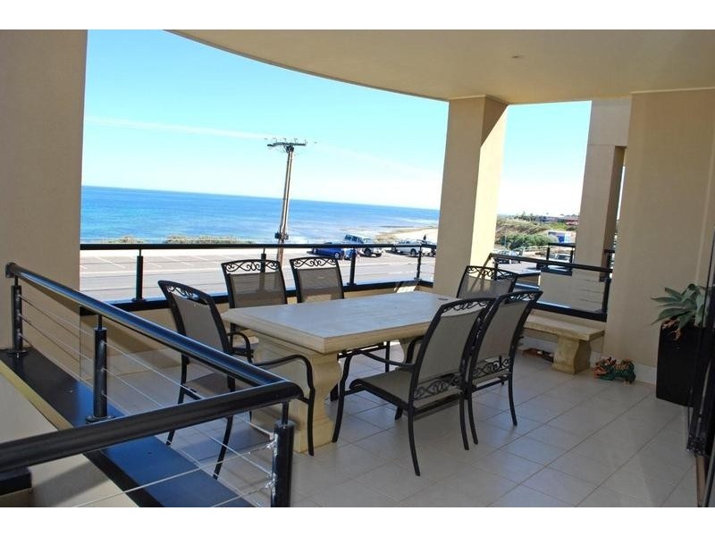 1/240 Esplanade, Seaford SA 5169