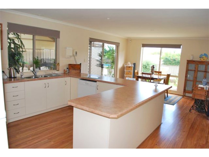 17 Gumnut Road, Seaford Rise SA 5169