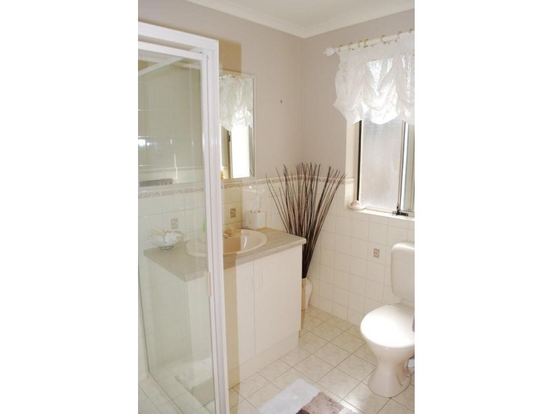 17 Gumnut Road, Seaford Rise SA 5169