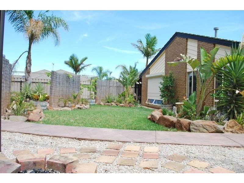 5 Gull Court, Seaford Rise SA 5169