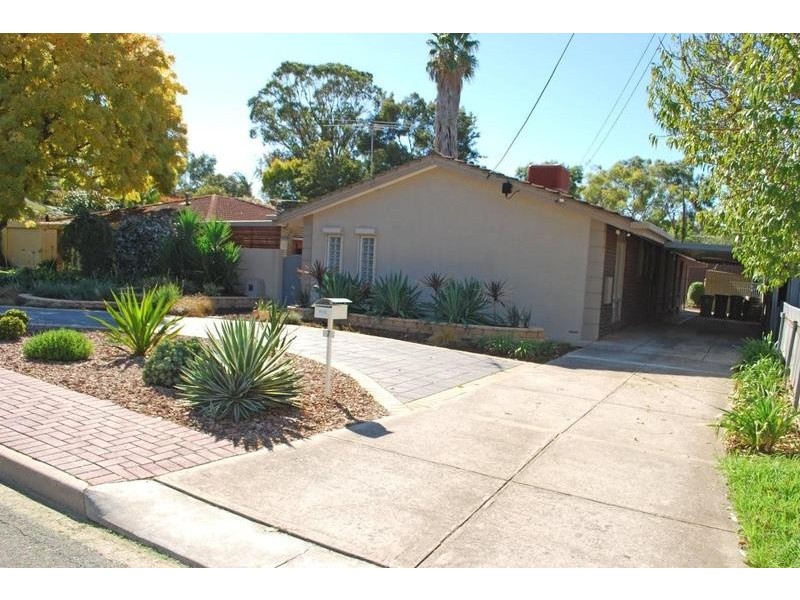7 McClure Avenue, Reynella East SA 5161
