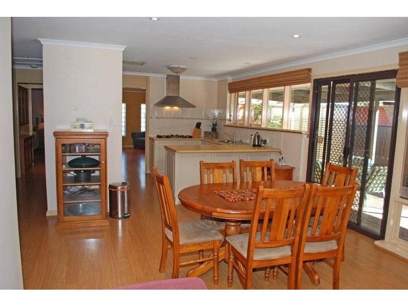 7 McClure Avenue, Reynella East SA 5161