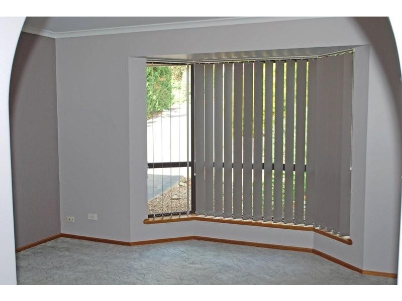 9 St Andrews Way, Morphett Vale SA 5162