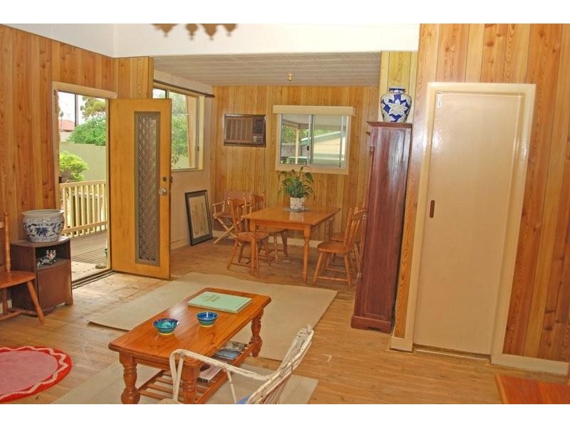 423 Commercial Road, Moana SA 5169